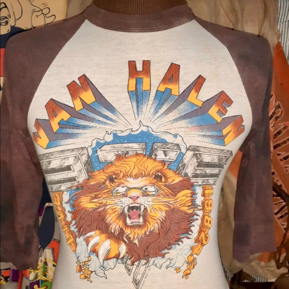 COPY - Vintage 80’s Van Halen raglan t-shirt SizeS